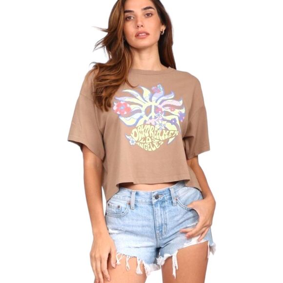 New! Daydreamer Women's Peace Sun Boxy Short Sleeve Crop Tee Taupe Tan XS NWT - Picture 1 of 16